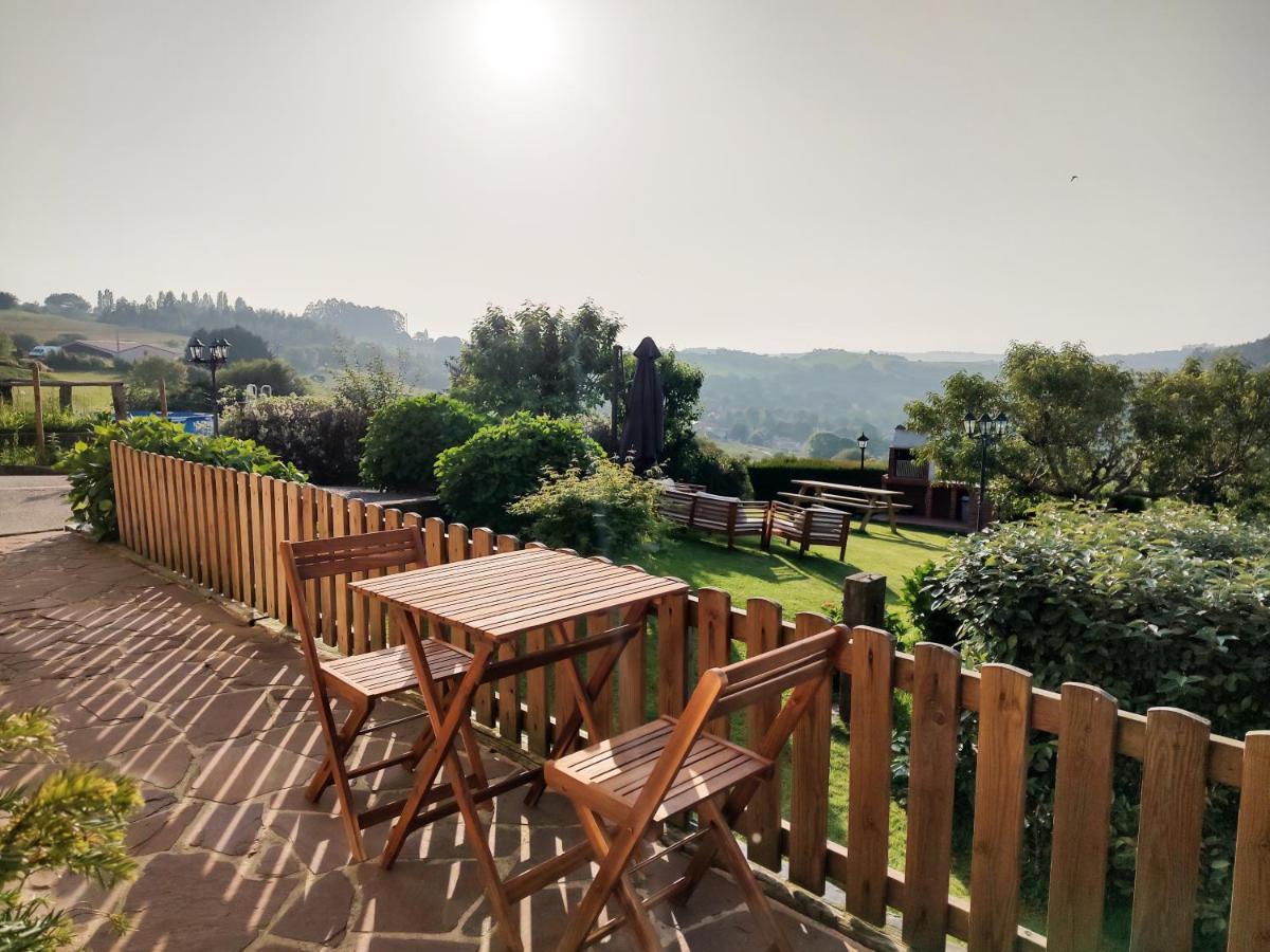Apartamentos Corona Comillas Εξωτερικό φωτογραφία
