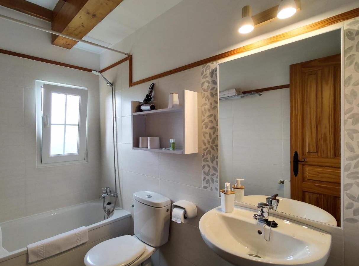 Apartamentos Corona Comillas Εξωτερικό φωτογραφία